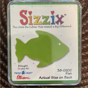 Provo Craft Sizzix Fish 38-0200 Small Green Die Cutter Plastic Case Ellison